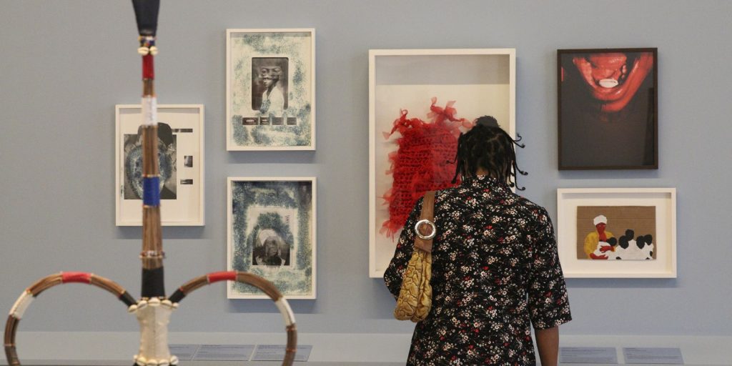 exposicao-de-antonio-oba-explora-ancestralidade-no-rio