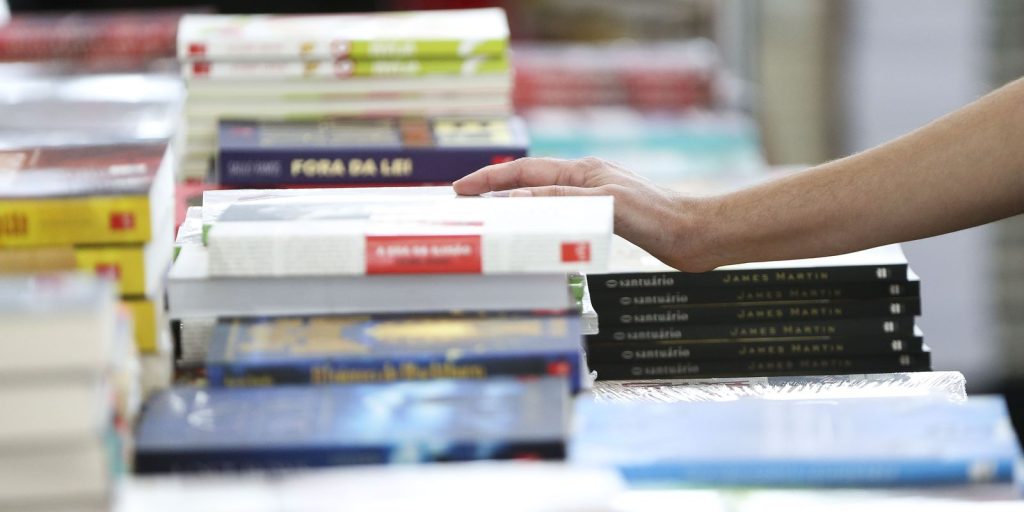 bienal-mineira-do-livro-deve-atrair-mais-de-300-mil-visitantes