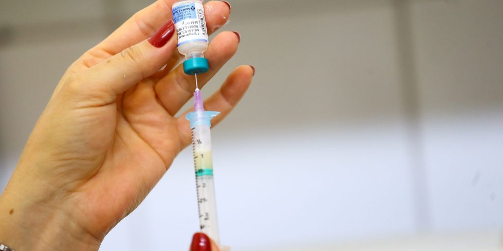 sao-joao-de-meriti-tem-hoje-mais-um-dia-de-vacinacao-contra-o-sarampo