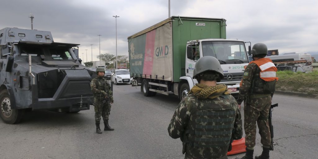 dados-do-isp-mostram-aumento-de-99%-nos-casos-de-roubo-de-carga-no-rio