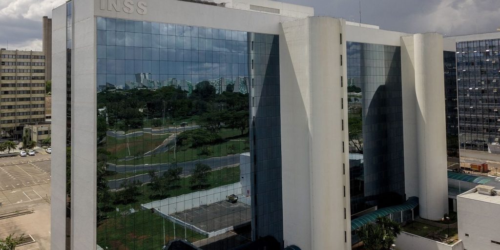 greve-de-peritos-do-inss:-stf-pede-que-pgr-avalie-abrir-inquerito