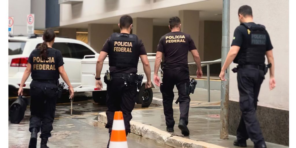 policiais-civis-sao-presos-por-suspeita-de-cobrar-propina-de-funkeiros