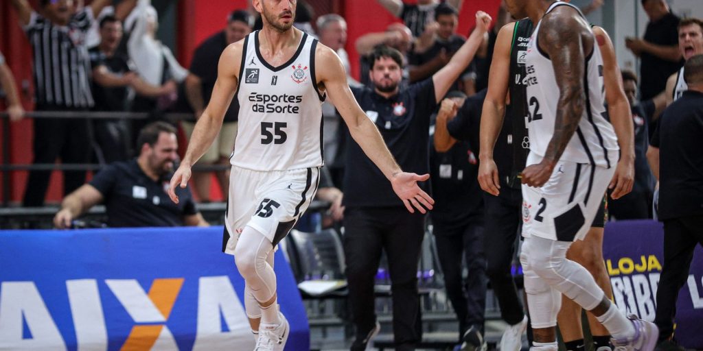 nbb:-vasco,-flamengo-e-corinthians-avancam-as-quartas-de-final