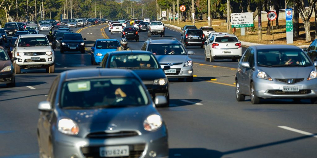 campanha-maio-amarelo-convida-motoristas-a-desacelerarem-nas-rodovias