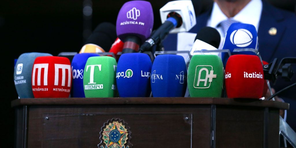 fenaj:-violencia-contra-jornalistas-cai,-mas-tem-patamar-preocupante