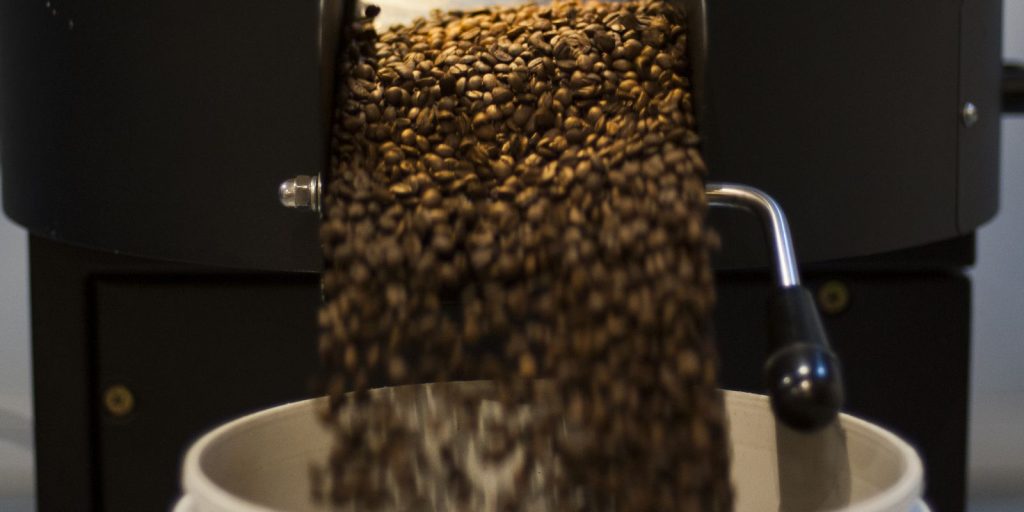 policia-apreende-no-rio-tres-toneladas-de-cafe-improprio-para-consumo