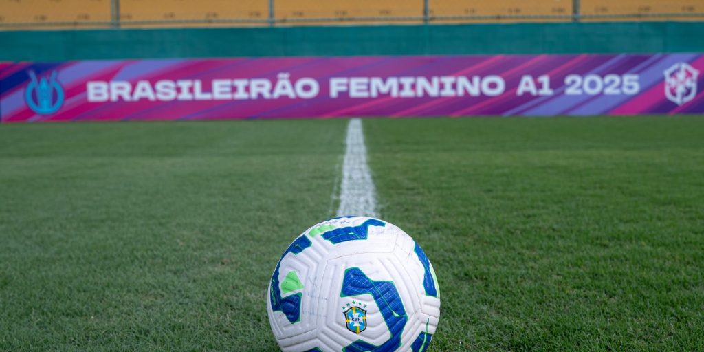 sp:-torcedores-acompanham-o-campeonato-feminino-no-museu-do-futebol