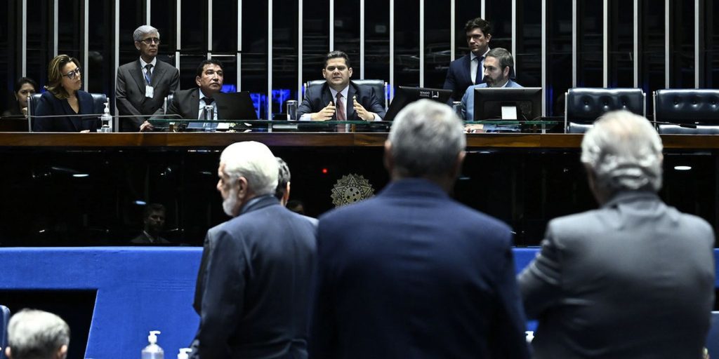 senado-aprova-cota-de-30%-para-mulheres-em-conselhos-de-estatais