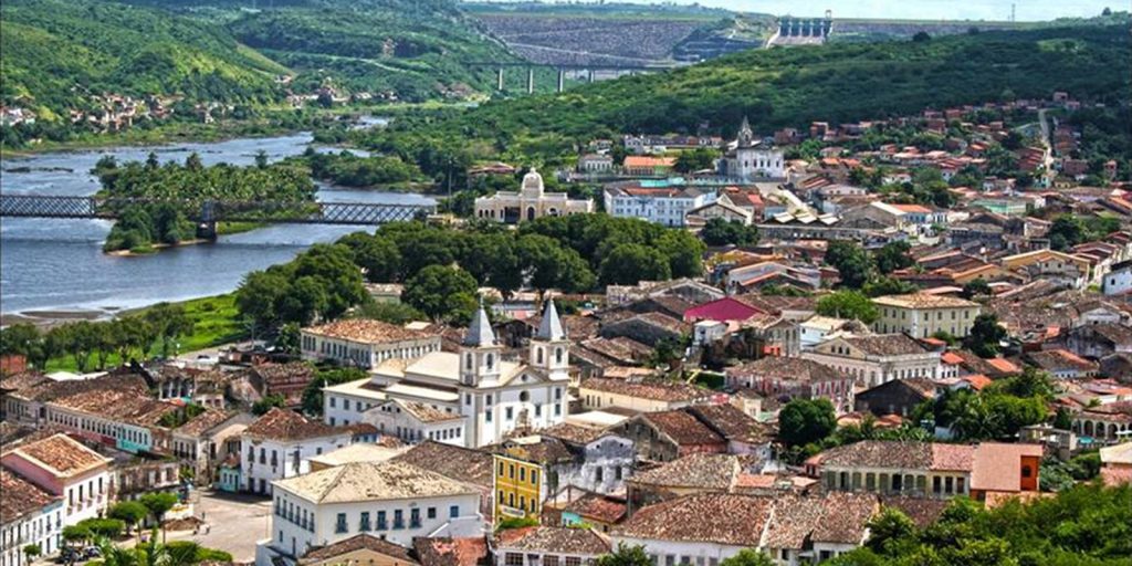 bahia:-capital-e-simbolicamente-transferida-de-salvador-para-cachoeira
