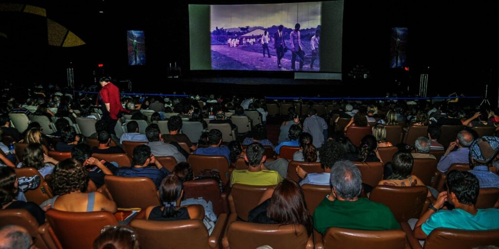 festival-lugar-de-mulher-e-no-cinema-comeca-hoje-em-salvador
