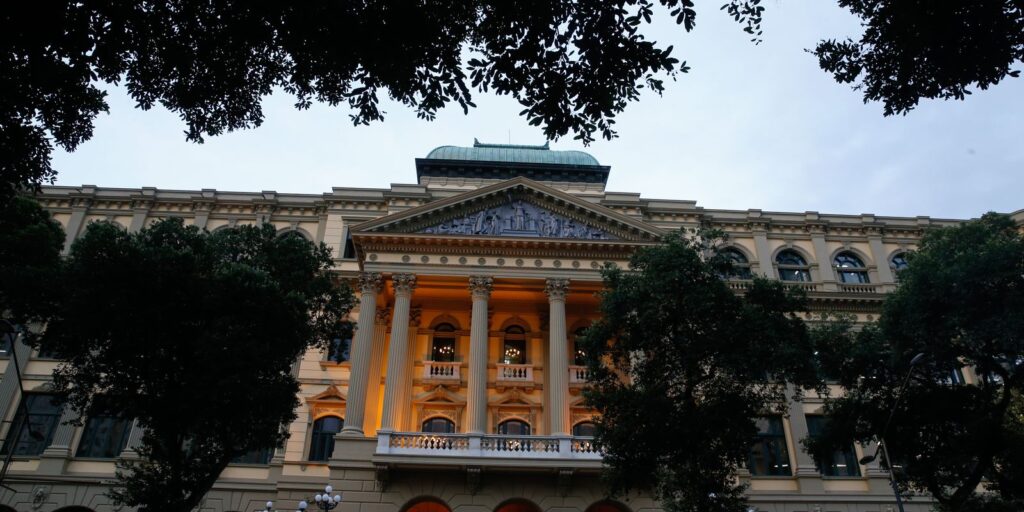 premio-literario-da-biblioteca-nacional-recebe-inscricoes-ate-agosto