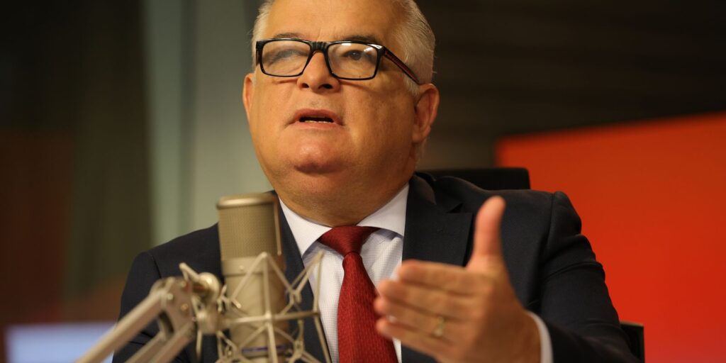 pais-estuda-subsidiar-producao-de-pequenas-empresas-destinada-aos-eua