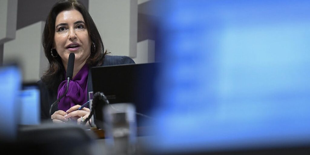 no-senado,-tebet-defende-revisao-de-gastos-e-de-isencoes-fiscais
