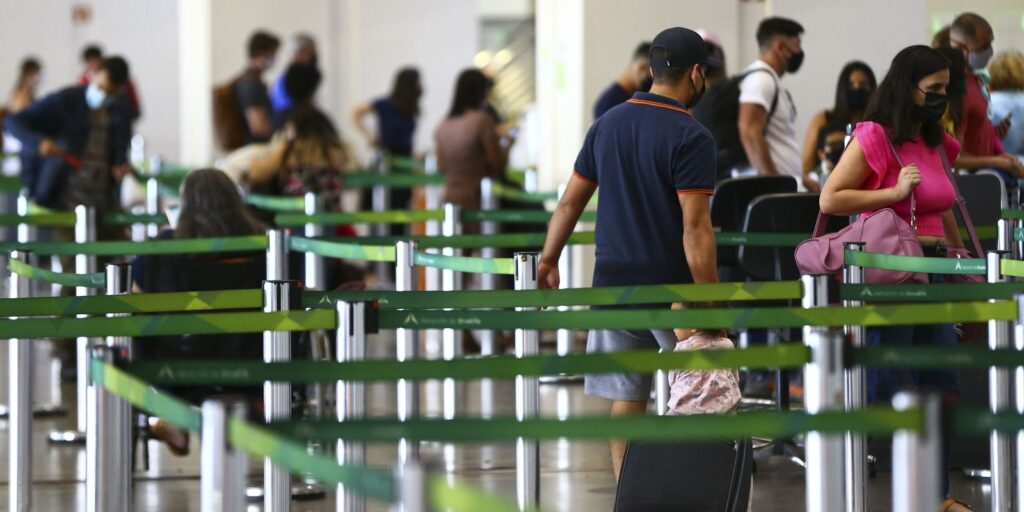 saiba-porque-e-um-risco-fazer-piadas-sobre-bombas-em-aeroportos