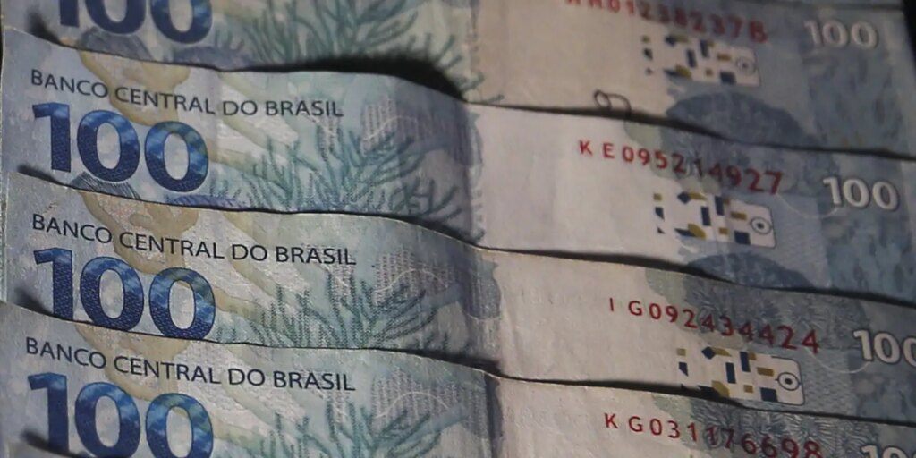 divida-publica-cai-0,28%-em-setembro,-mas-continua-acima-de-r$-8-tri