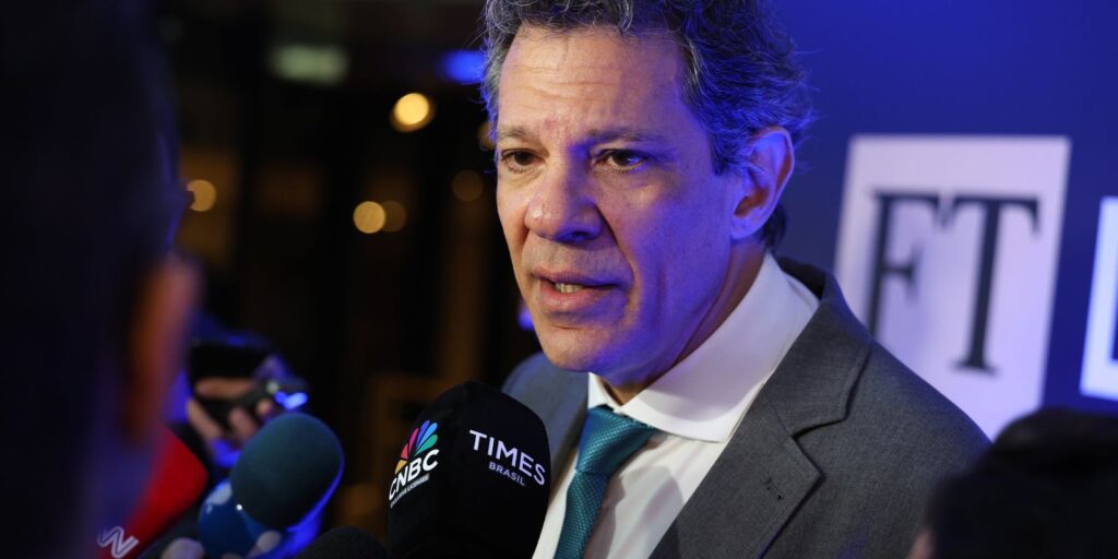 “dia-muito-importante-para-o-brasil”,-diz-haddad-sobre-isencao-do-ir
