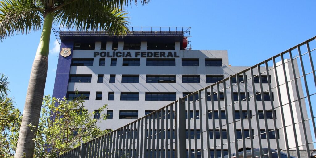 daniel-vorcaro,-dono-do-banco-master,-e-preso-pela-pf-em-guarulhos