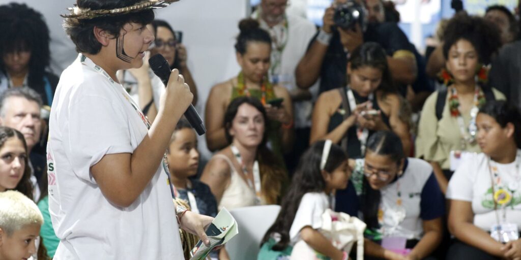 cop30-debate-o-futuro-no-dia-mundial-da-crianca,-comemorado-hoje