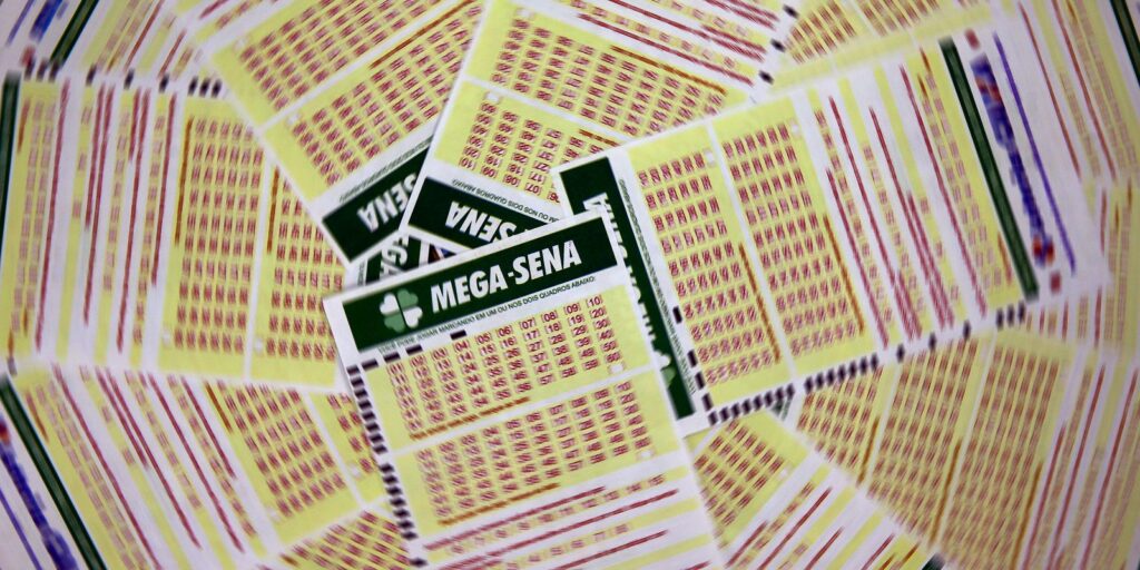 mega-sena-acumula-e-premio-principal-vai-para-r$-27-milhoes