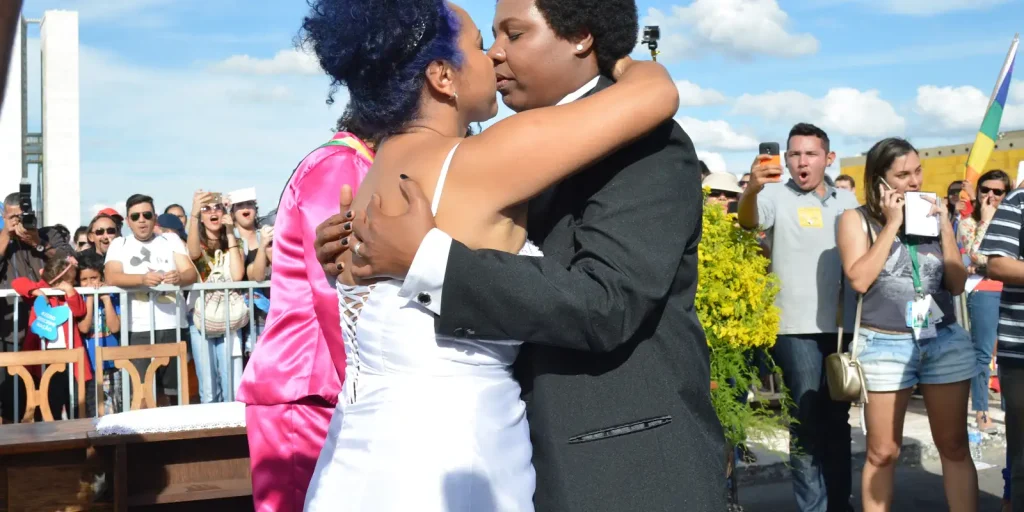 casamento-entre-pessoas-do-mesmo-sexo-cresce-8,8%-e-atinge-recorde