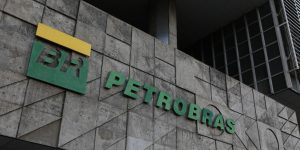 petrobras-inicia-operacao na plataforma-p-78-no campo-de-buzios