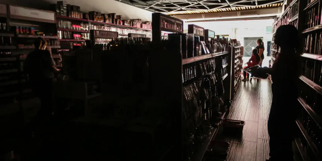 enel-e-multada-em-r$-14-milhoes-por-falhas-no-fornecimento-de-energia