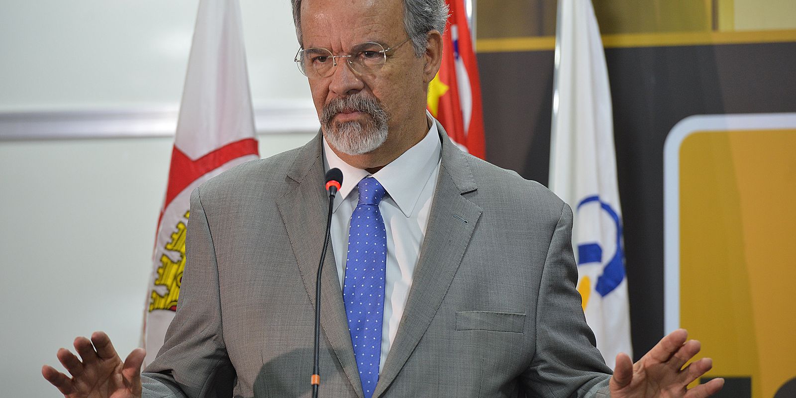 politicos-de-todas-tendencias-homenageiam-raul-jungmann