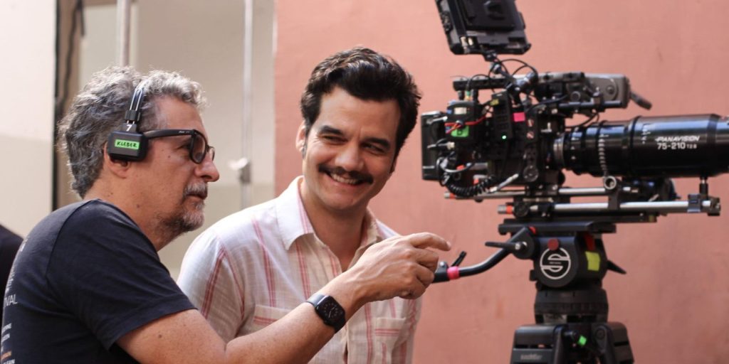 “o-agente-secreto”-sera-homenageado-com-bonecos-gigantes-em-olinda