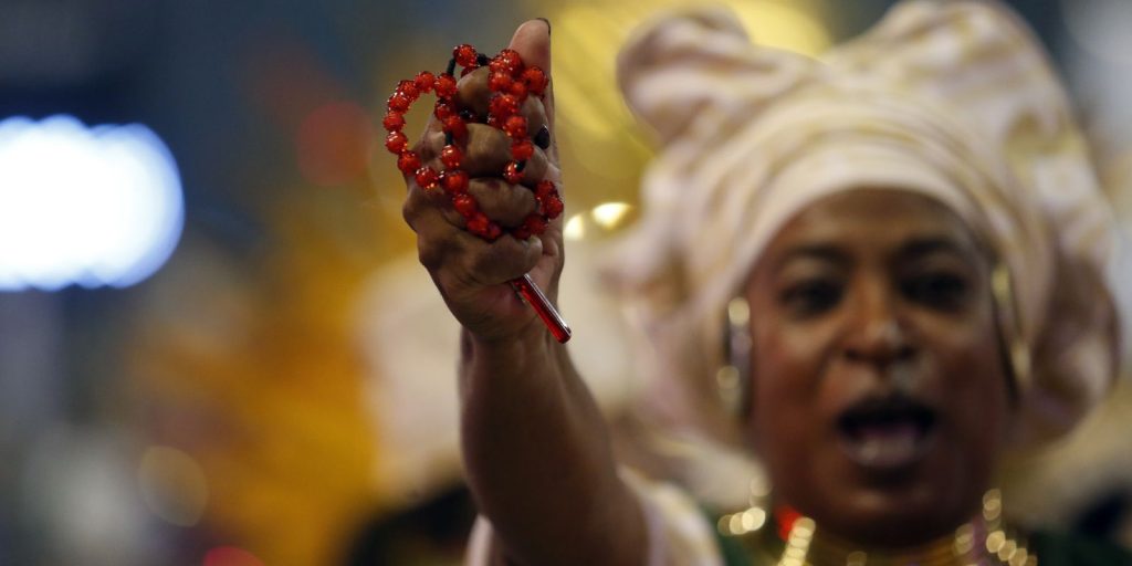 viva-maria-se-une-as-homenagens-a-“malunga”-lea-garcia-no-carnaval