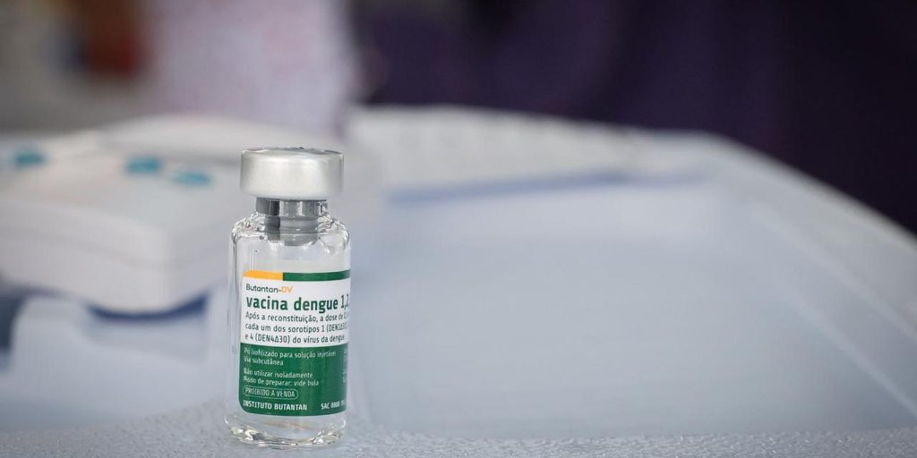 butantan-antecipa-entrega-de-1,3-mi-de-vacinas-contra-dengue-ao-sus