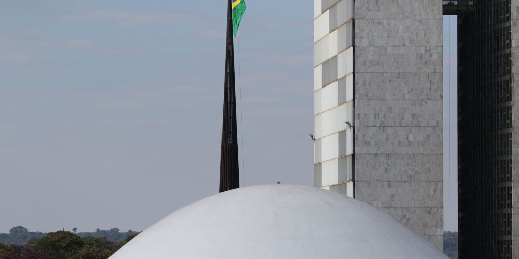 estupro:-ccj-aprova-vulnerabilidade-absoluta-para-menor-de-14-anos