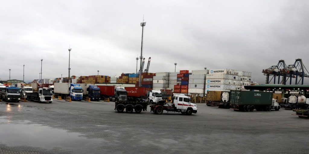 tarifaco-americano-teve-efeito-“pontual”-na-economia,-diz-ibge