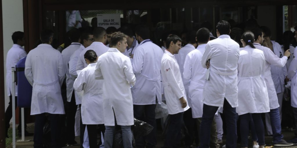 concurso-para-area-medica-de-hospitais-universitarios-sera-no-domingo