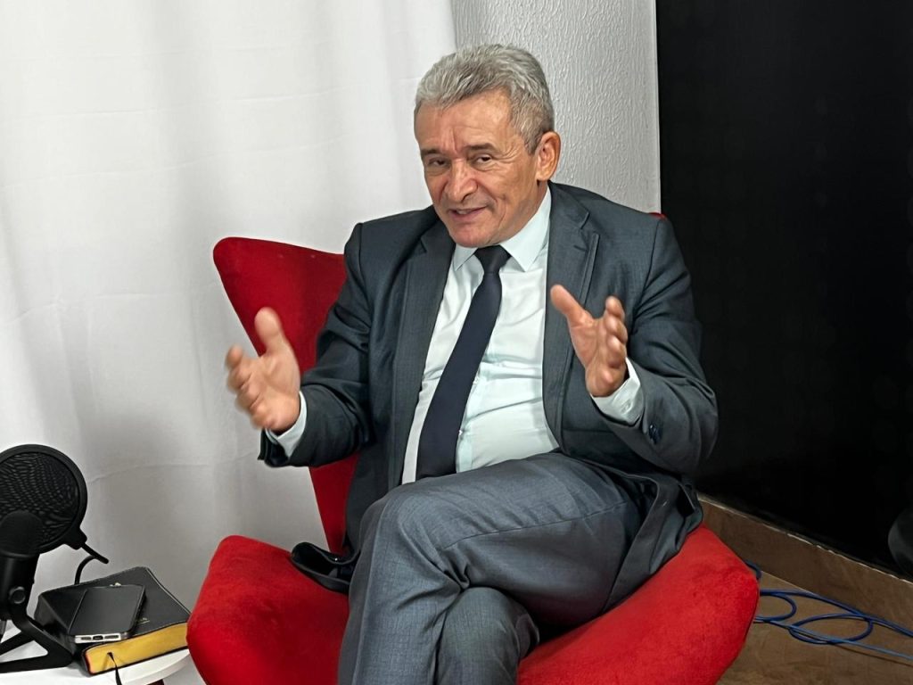 com-base-forte-em-aparecida,-dr.-ezizio-barbosa-lanca-pre-candidatura-a-deputado-federal