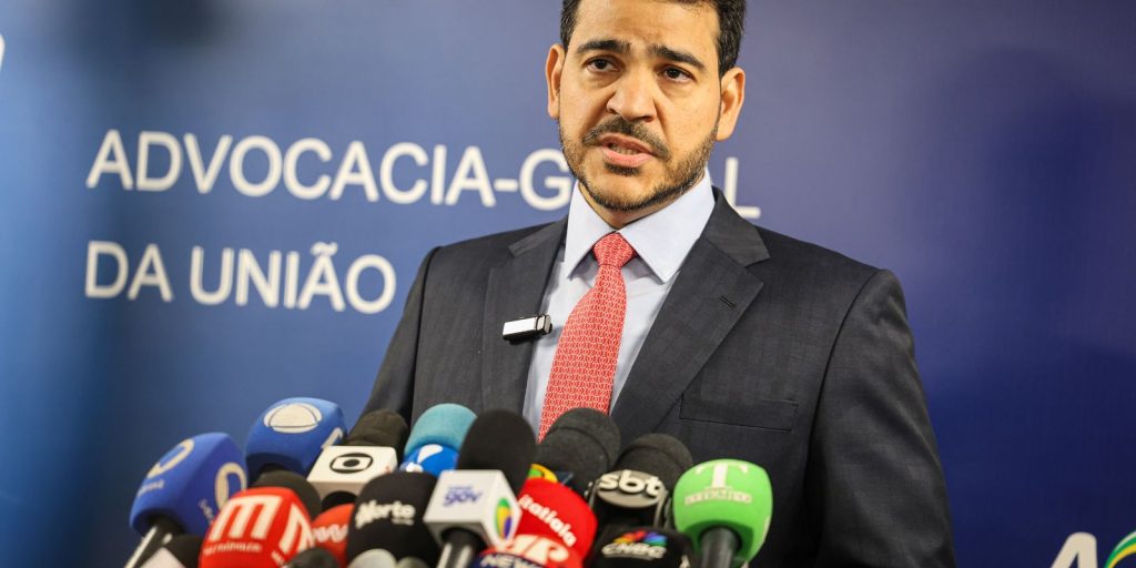 lula-deve-enviar-nesta-terca-ao-senado-indicacao-de-messias-ao-stf