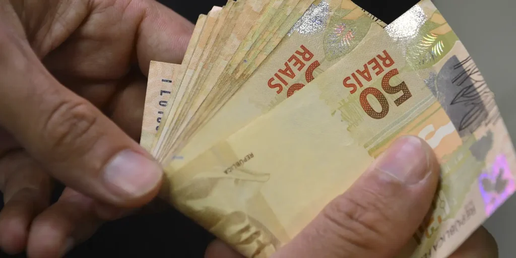 ministerio-restringe-tarifas-e-limita custo-do-credito-consignado