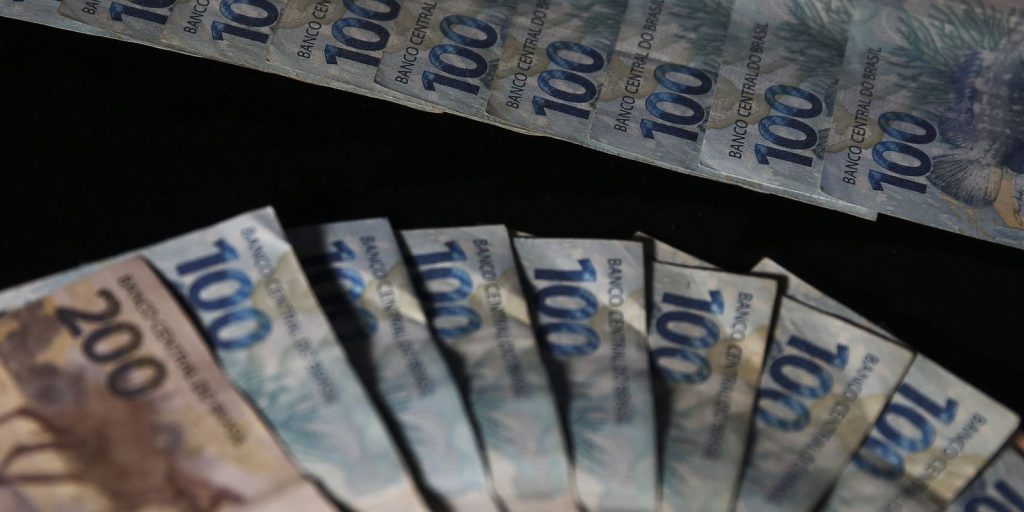 divida-publica-federal-cai-2,34%-em-marco-e-volta-aos-r$-8,6-trilhoes