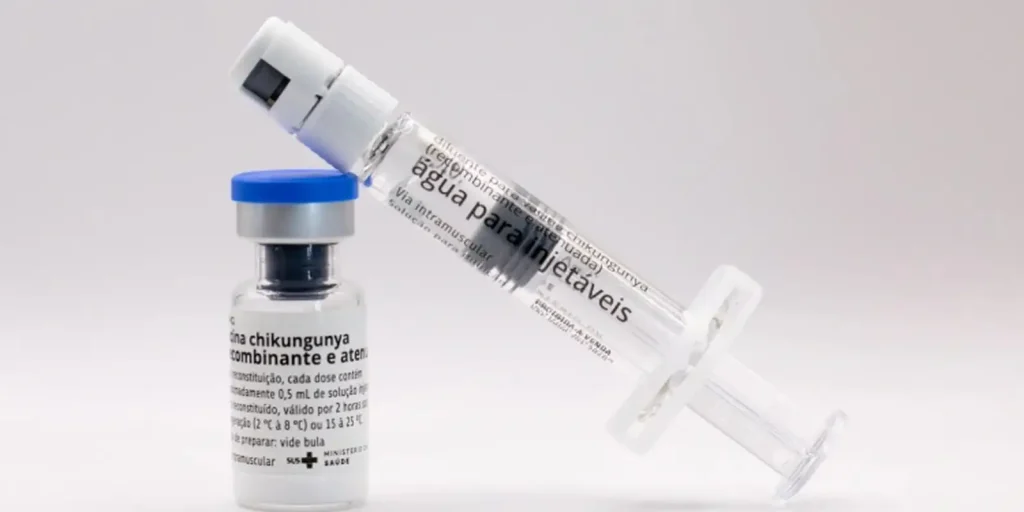 populacao-de-dourados-(ms)-comeca-a-receber-vacina-contra-chikungunya