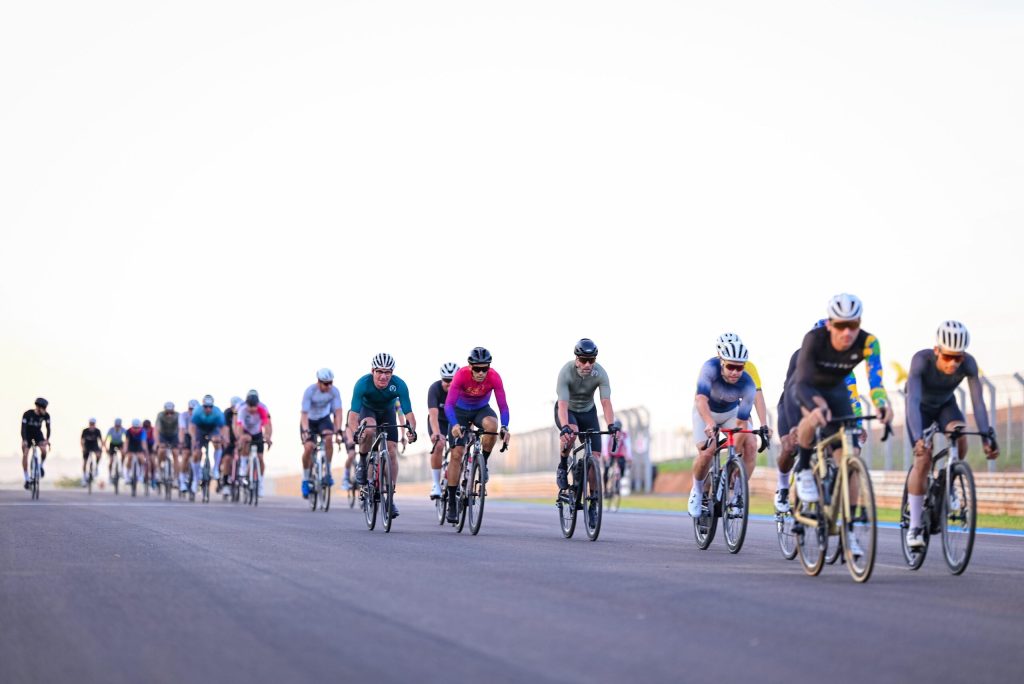 autodromo-de-goiania-e-reaberto-para-ciclistas-e-tera-centro-aquatico