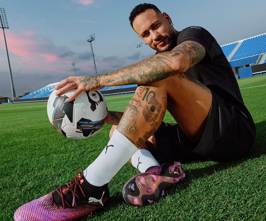 santos-confirma-contratacao-de-neymar:-‘o-principe-esta-de-volta’