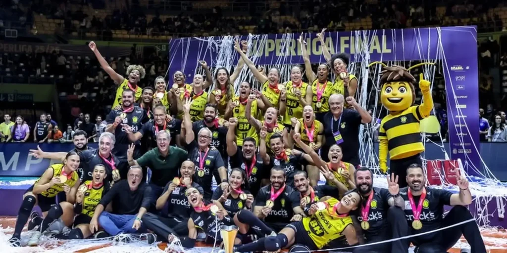 praia-clube-bate-minas-e-fatura-titulo-da-superliga-feminina-de-volei