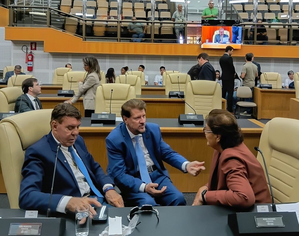 camara-de-goiania-aprova-r$-7,3-mil-a-conselheiros-tutelares