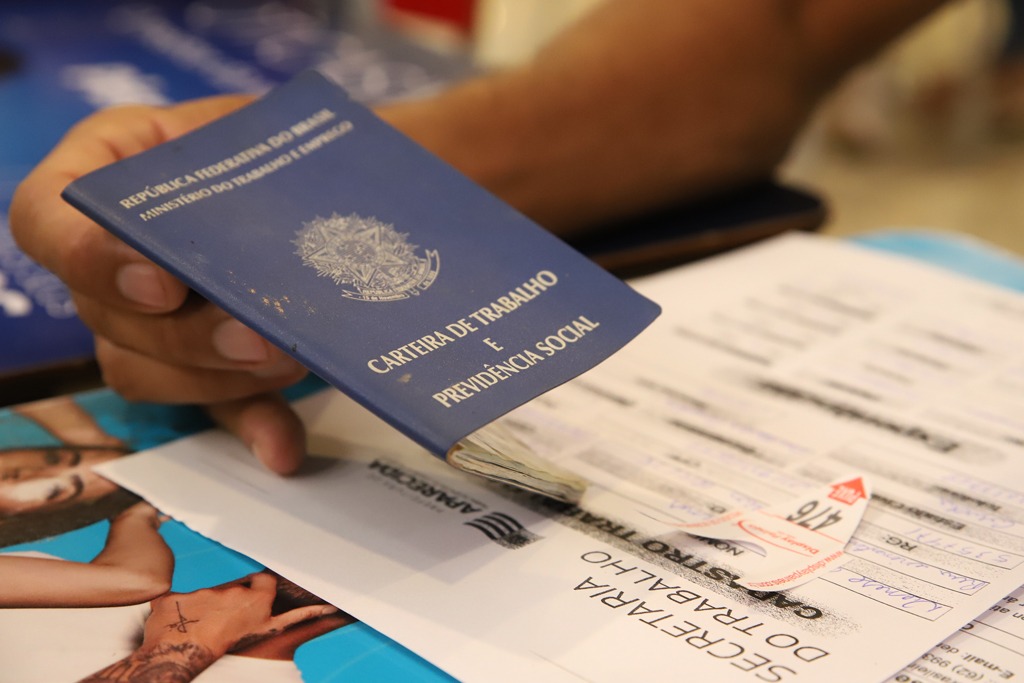 sime-de-aparecida-oferece-1,8-mil-vagas-em-varios-niveis-de-escolaridade