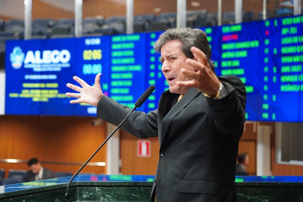 justica-manda-clecio-alves-apagar-ataques-a-sandro-mabel