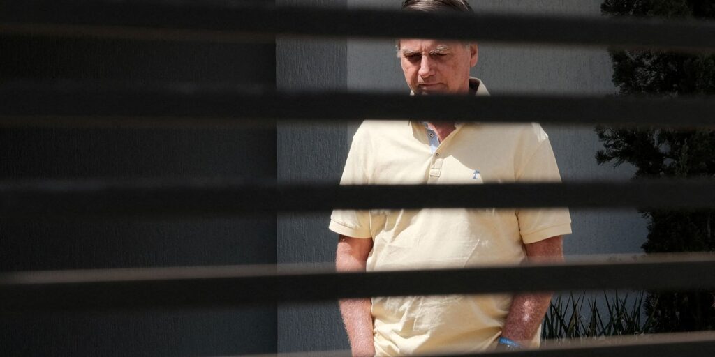 pm-relata-ao-stf-falha-de-sinal-da-tornozeleira-de-bolsonaro