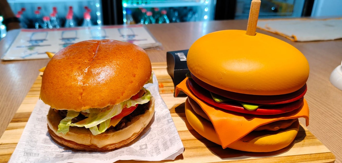 hamburgueria-no-entorno-cria-cardapio-para-clientes-com-tea