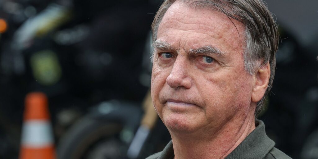 pgr-defende-que-bolsonaro-seja-mantido-em-prisao-domiciliar