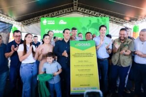 daniel-vilela-entrega-268-moradias-do-pra-ter-onde-morar-em-hidrolandia
