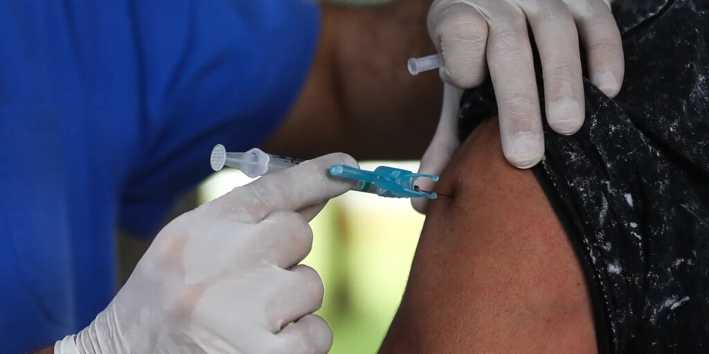 gripe:-anvisa-aprova-nova-vacina-com-73%-de-eficacia 