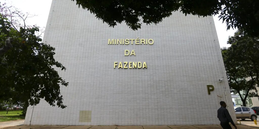 governo-deve-recorrer-ao-stf-sobre-pec-de-agentes-de-saude